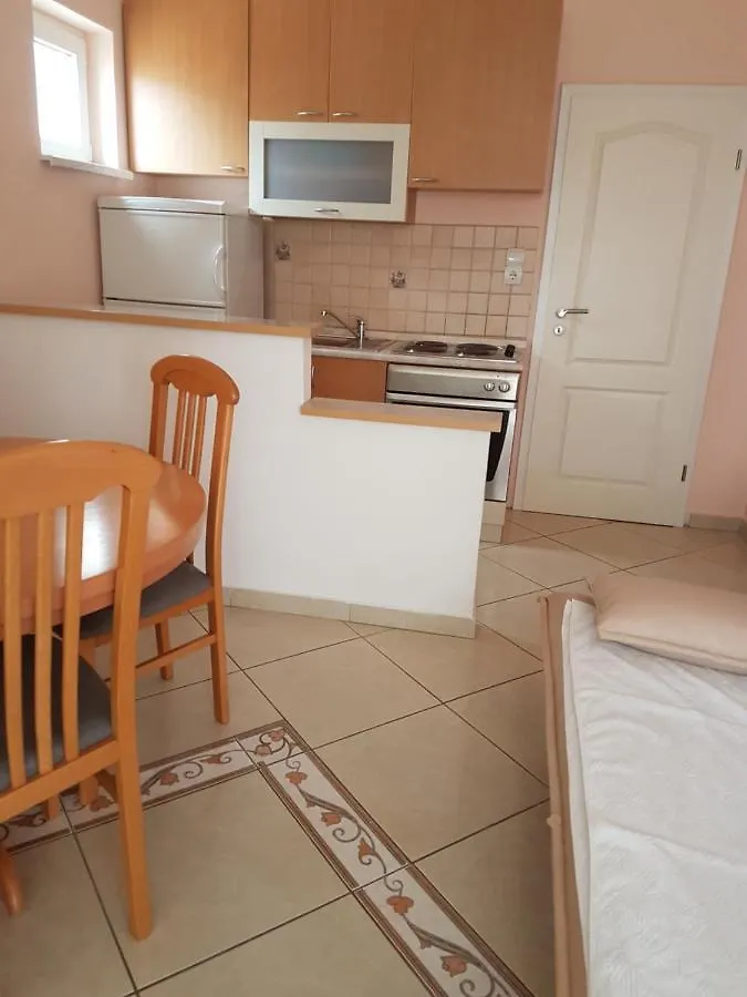 Apartments Nika Seline