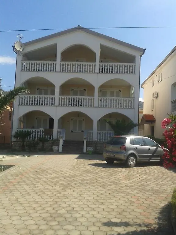 Apartments Nika Seline Croatia