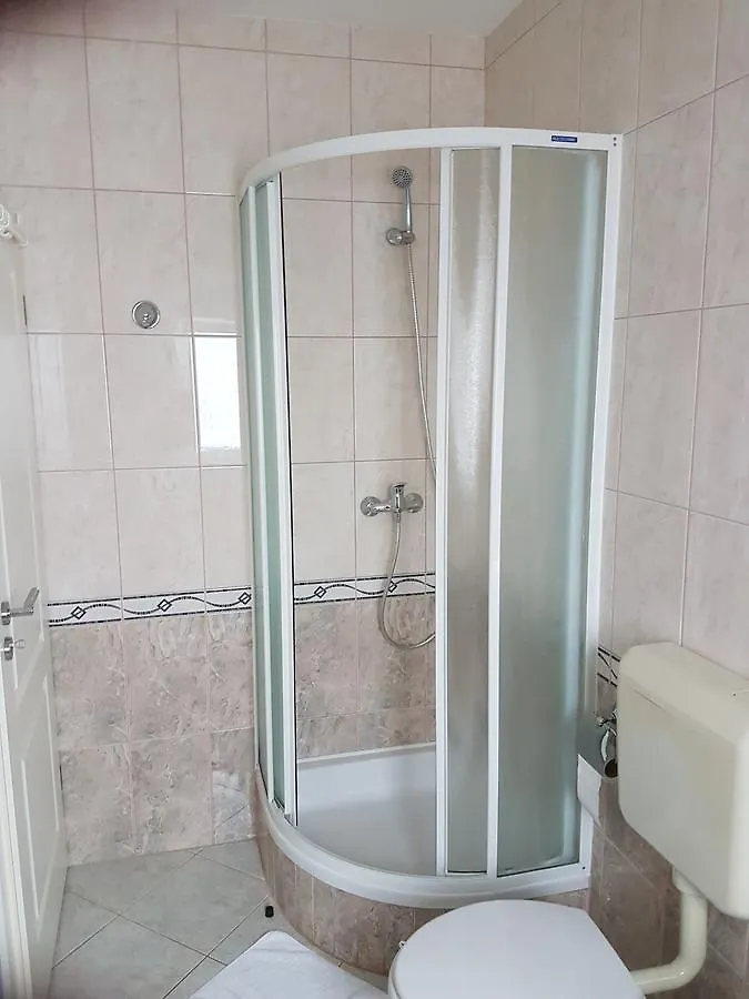 Apartments Nika Seline Croatia